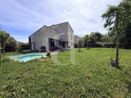 idéal investisseur  maison vendue louée à saint saturnin les
