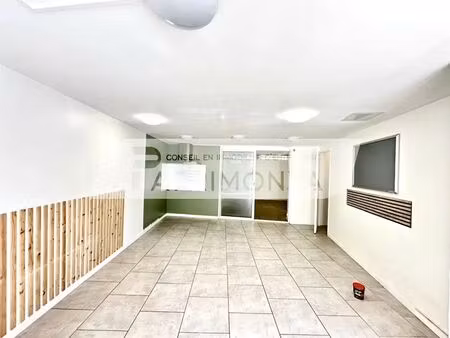 location commerce marseille 11 13011 46m²