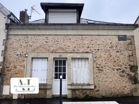 maison de ville avec cour