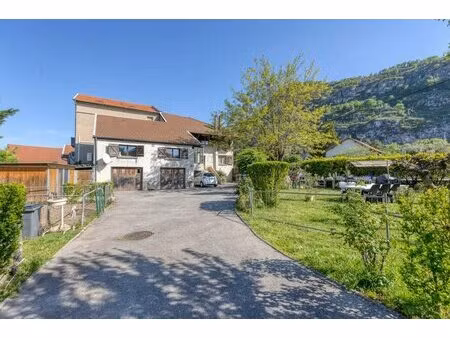 maison lumineuse de 5 pièces à voreppe