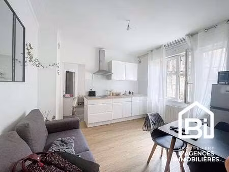 location appartement 2 pièces à caen (14000) : à louer 2 pièces / 28m² caen