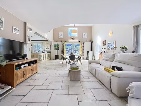 vente maison 4 pièces 235 m² à rigaud (06260)  420 000 €