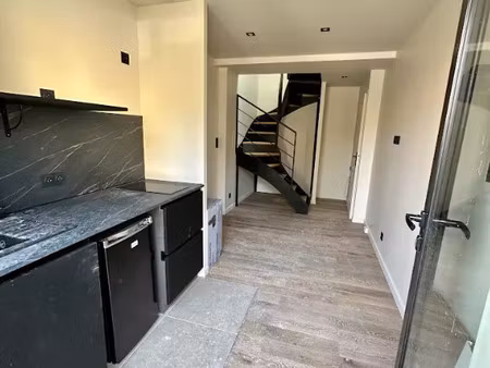 à vendre : charmant duplex t2 avec jardin privatif dans une résidence paisible