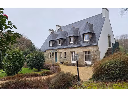 vente maison 8 pièces 250 m² à pluguffan (29700)  682 500 €