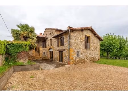maison de charme en pierre avec piscine – châtillon