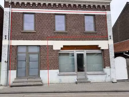 gerenoveerde woning met 3 slaapkamers in het centrum van ...