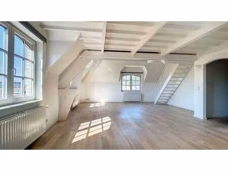 superbe appartement avec ascenseur