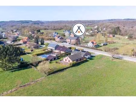 ensemble immobilier : maison et appartement spacieux