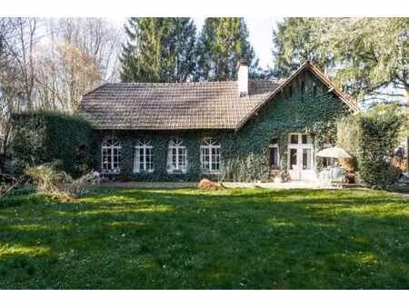 maison coup de coeur situee dans un ecrin de verdure