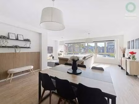 grand appartement 2 ch avec dressing/bureau et terrasse