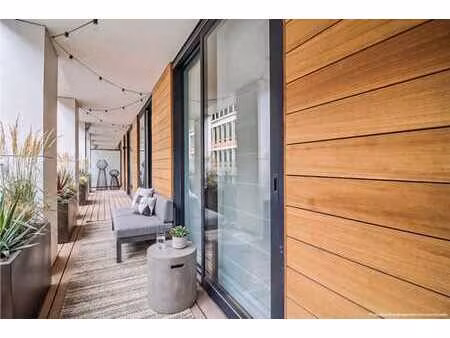 appartement contemporain avec terrasse  cave et parking