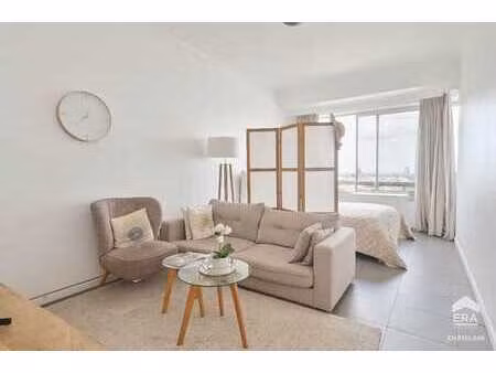 appartement studio à vendre à uccle