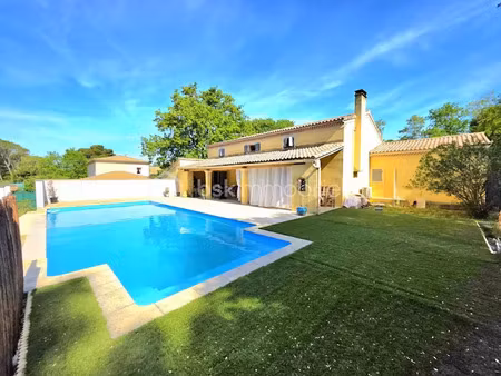 vente maison 7 pièces 230 m² à uchaux (84100)  579 000 €