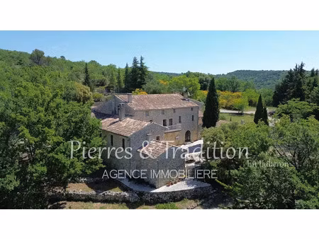 vente propriété 482.6 m² à reillanne (04110)  1 050 000 €