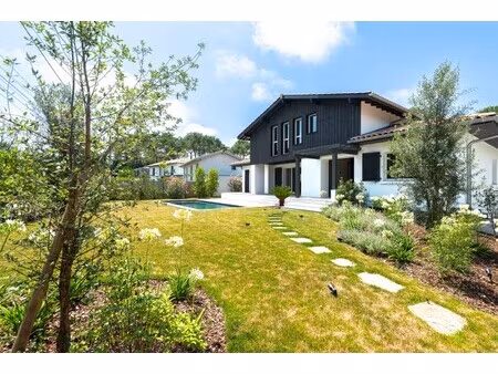 maison contemporaine à vendre dans le quartier chiberta