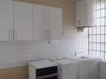 location appartement 1 pièce 27 m² à saint-étienne (42000)