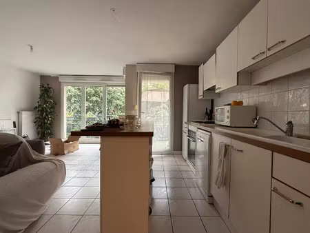 location appartement 4 pièces 86 m² à lyon 3 (69003)