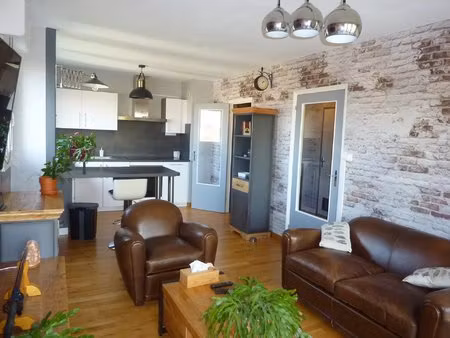 montbeliard  joli f3 avec loggia et garage