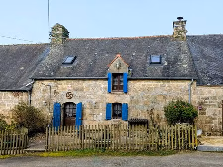 charmante maison dans un petit hameau à la campagne melrand