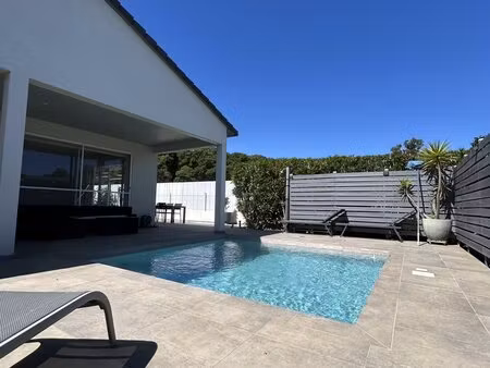 villa avec piscine à cervioni