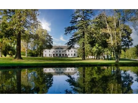 domaine confidentiel de 13 hectares – ancienne abbaye du xiie siècle  transformée en...
