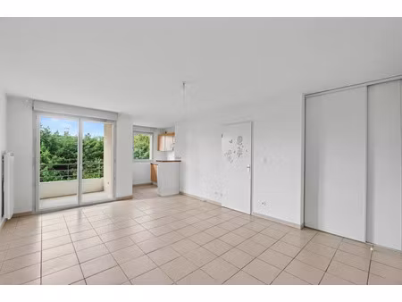 vente appartement 2 pièces 42.96 m² à merville (31330)  124 000 €