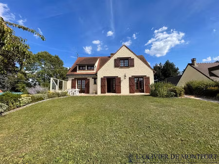 maison individuelle de 8 pièce(s) 195 m2