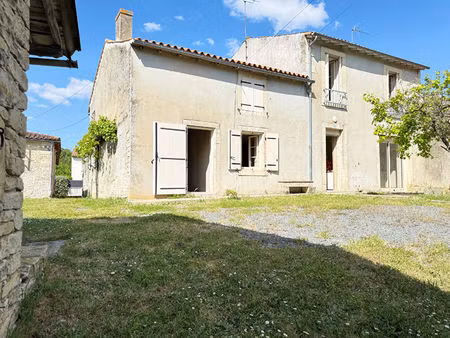 ensemble immobilier avec fort potentiel - 2 maisons sur 1000 m²