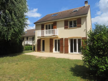 maison familiale chambourcy 8 pièces