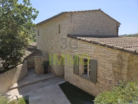 maison de luxe à vendre à barjac