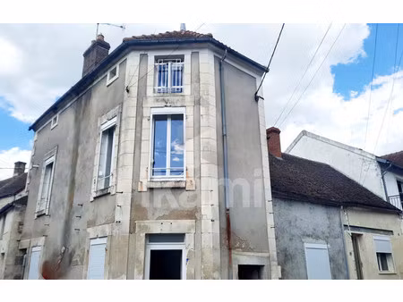 immeuble de 154 m² à courson les carrieres - 102 500 €