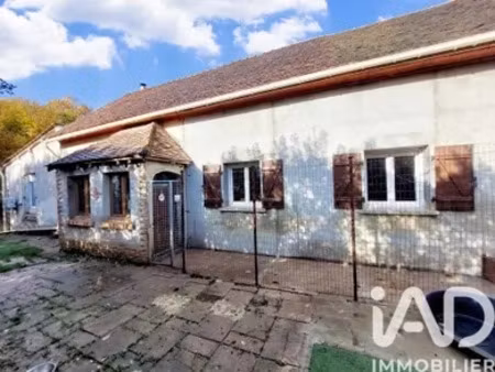 maison à cerisiers (89320)