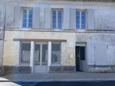 location maison 4 pièces 120 m² à cherves-richemont (16370)  990 €