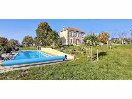 maison en pierre avec piscine - 5 pièces - proche eauze