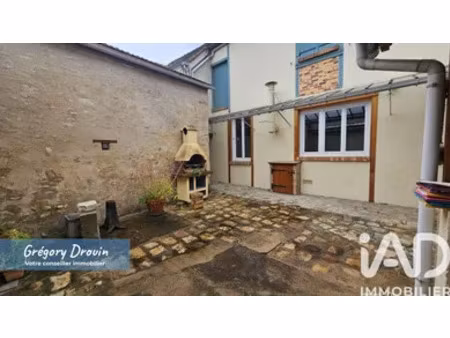 maison de village à tousson (77123)