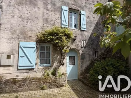 maison de village à vouvant (85120)