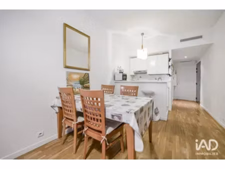 appartement à paris (75008)