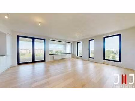 magnifique appartement 3 chambres avec terrasse