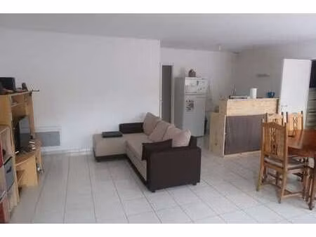 location maison à moulay (53100) : à louer / 64m² moulay