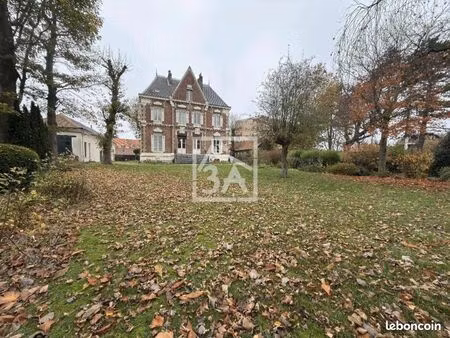 propriété 11 pièces 282 m²
