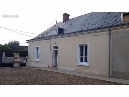 location maison t2 de 52m2  plain pied situé au cœur du village