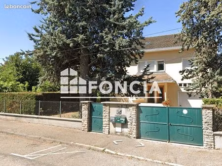 appartement 3 pièces 82 m²
