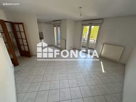appartement 3 pièces 64 m²