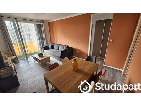 chambre 1 pièce 11 m²