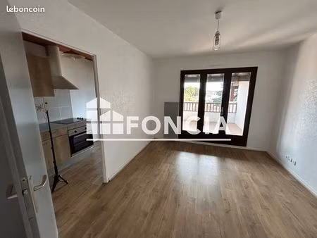 studio 1 pièce 26 m²