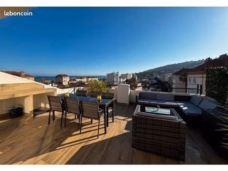 location rooftop vue mer golfe juan