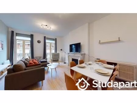 chambre 1 pièce 13 m²