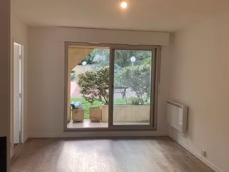 studio terrasse cauderan centre