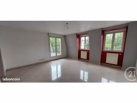 appartement 4 pièces 82 m²