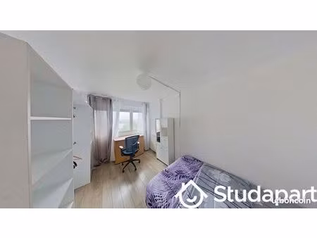 chambre 1 pièce 48 m²